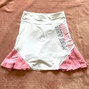 Hipkini fitness skirt shorts white and pink. Size M. NWT
